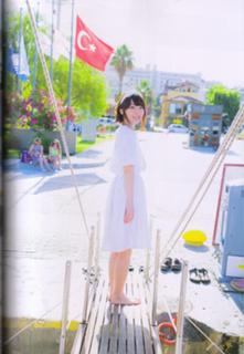Kana Hanazawa feet photo 12