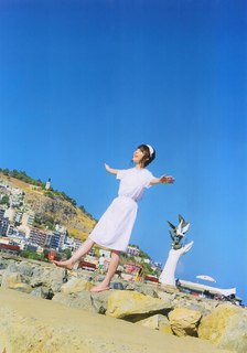 Kana Hanazawa feet photo 2