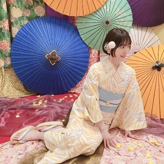 Kana Hanazawa feet photo 7