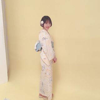 Kana Hanazawa feet photo 6