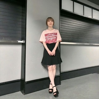Kana Hanazawa feet photo 6