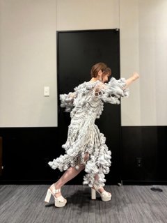 Kana Hanazawa feet photo 4