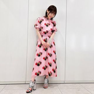 Kana Hanazawa feet photo 19