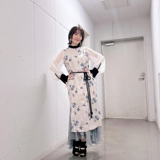 Kana Hanazawa feet photo 12