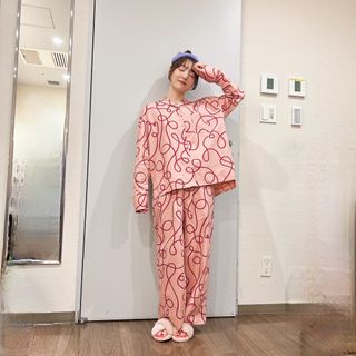 Kana Hanazawa feet photo 8