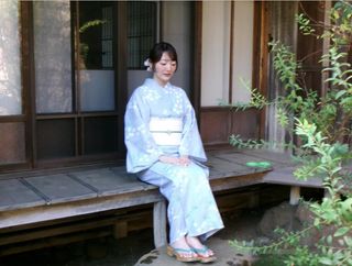 Kana Hanazawa feet photo 16