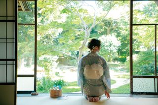 Kana Hanazawa feet photo 12