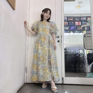 Kana Hanazawa feet photo 1
