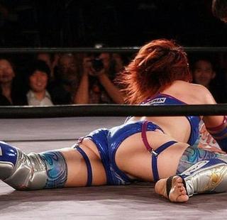 Kanako Urai feet photo thumbnail