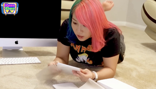 Kanako Urai feet photo thumbnail