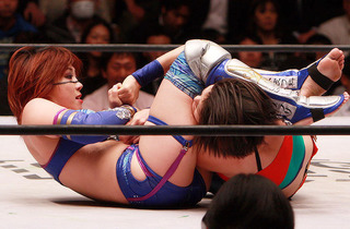 Kanako Urai feet photo thumbnail