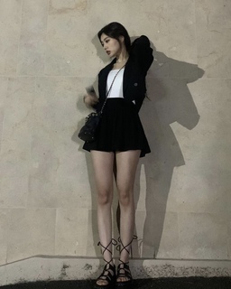 Kang Hye-won feet photo 10
