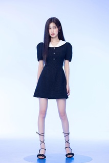 Kang Hye-won feet photo 3