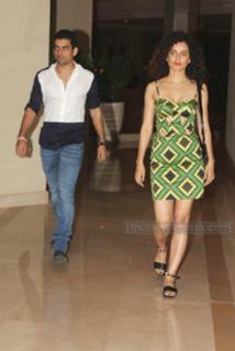 Kangana Ranaut feet photo thumbnail