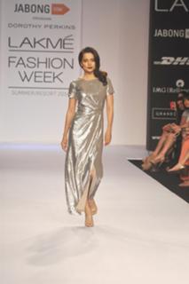 Kangana Ranaut feet photo thumbnail