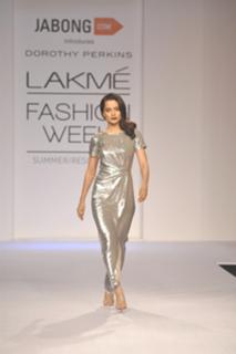 Kangana Ranaut feet photo thumbnail