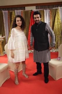 Kangana Ranaut feet photo thumbnail