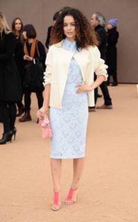 Kangana Ranaut feet photo thumbnail