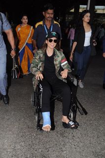 Kangana Ranaut feet photo thumbnail