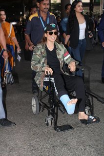Kangana Ranaut feet photo thumbnail