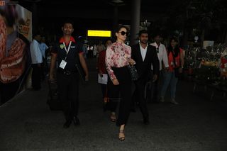 Kangana Ranaut feet photo thumbnail