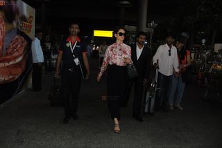 Kangana Ranaut feet photo thumbnail