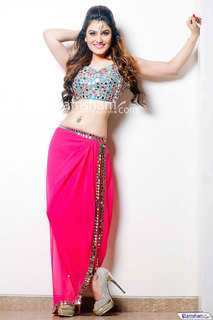 Kangna Sharma feet photo 10