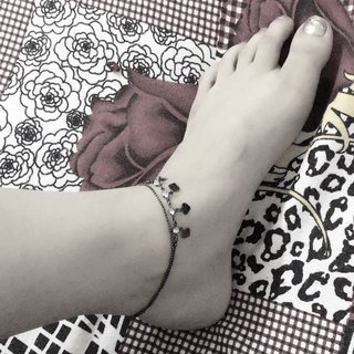 Kangna Sharma feet photo 1