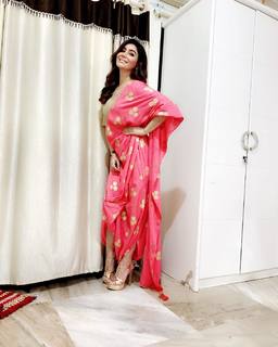 Kangna Sharma feet photo 18