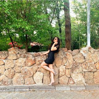 Kangna Sharma feet photo 3