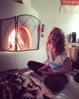 Kaniehtiio Horn feet photo 2
