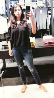 Kaniha feet photo thumbnail