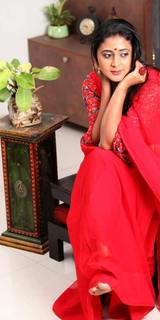 Kaniha feet photo thumbnail