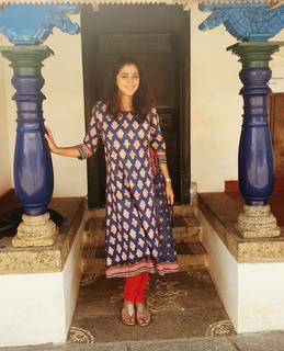 Kaniha feet photo thumbnail
