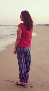 Kaniha feet photo thumbnail