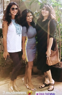 Kaniha feet photo thumbnail