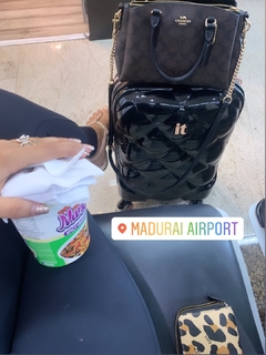 Kaniha feet photo thumbnail