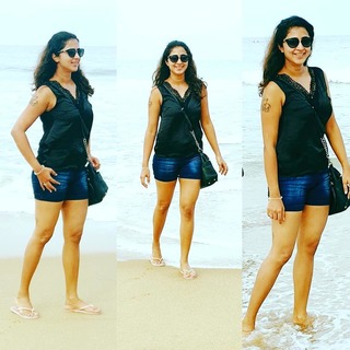 Kaniha feet photo thumbnail