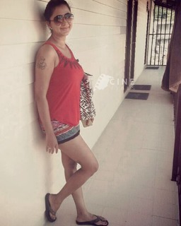 Kaniha feet photo thumbnail