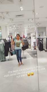 Kaniha feet photo thumbnail