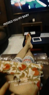 Kaniha feet photo thumbnail
