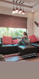 Kaniha feet photo thumbnail