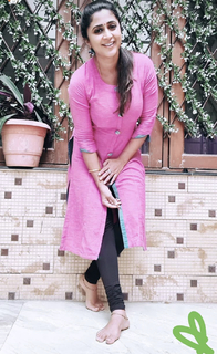 Kaniha feet photo thumbnail