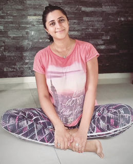 Kaniha feet photo thumbnail
