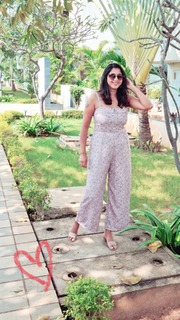 Kaniha feet photo thumbnail