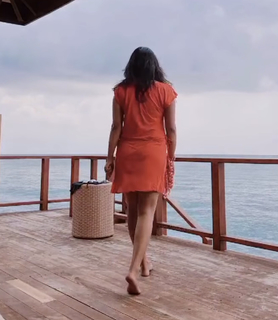 Kaniha feet photo thumbnail