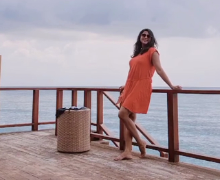 Kaniha feet photo thumbnail