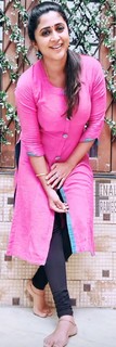 Kaniha feet photo thumbnail