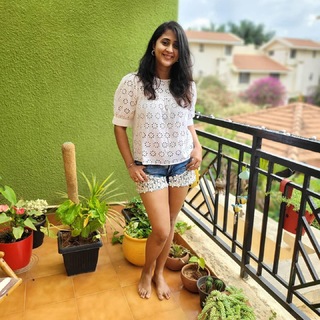 Kaniha feet photo thumbnail