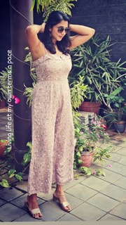 Kaniha feet photo thumbnail